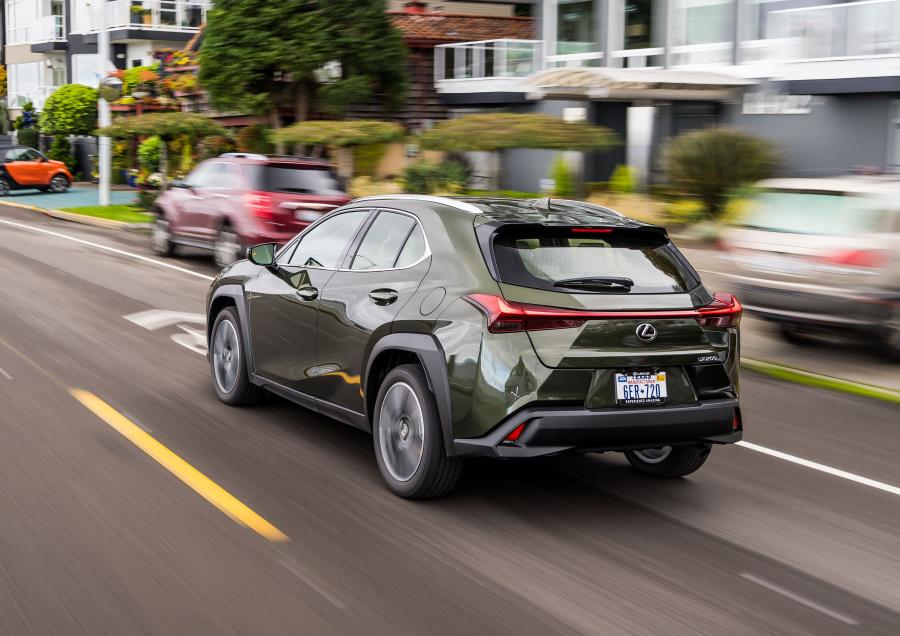  Lexus UX200 2019 года  (NA) (фото 24 из 32)